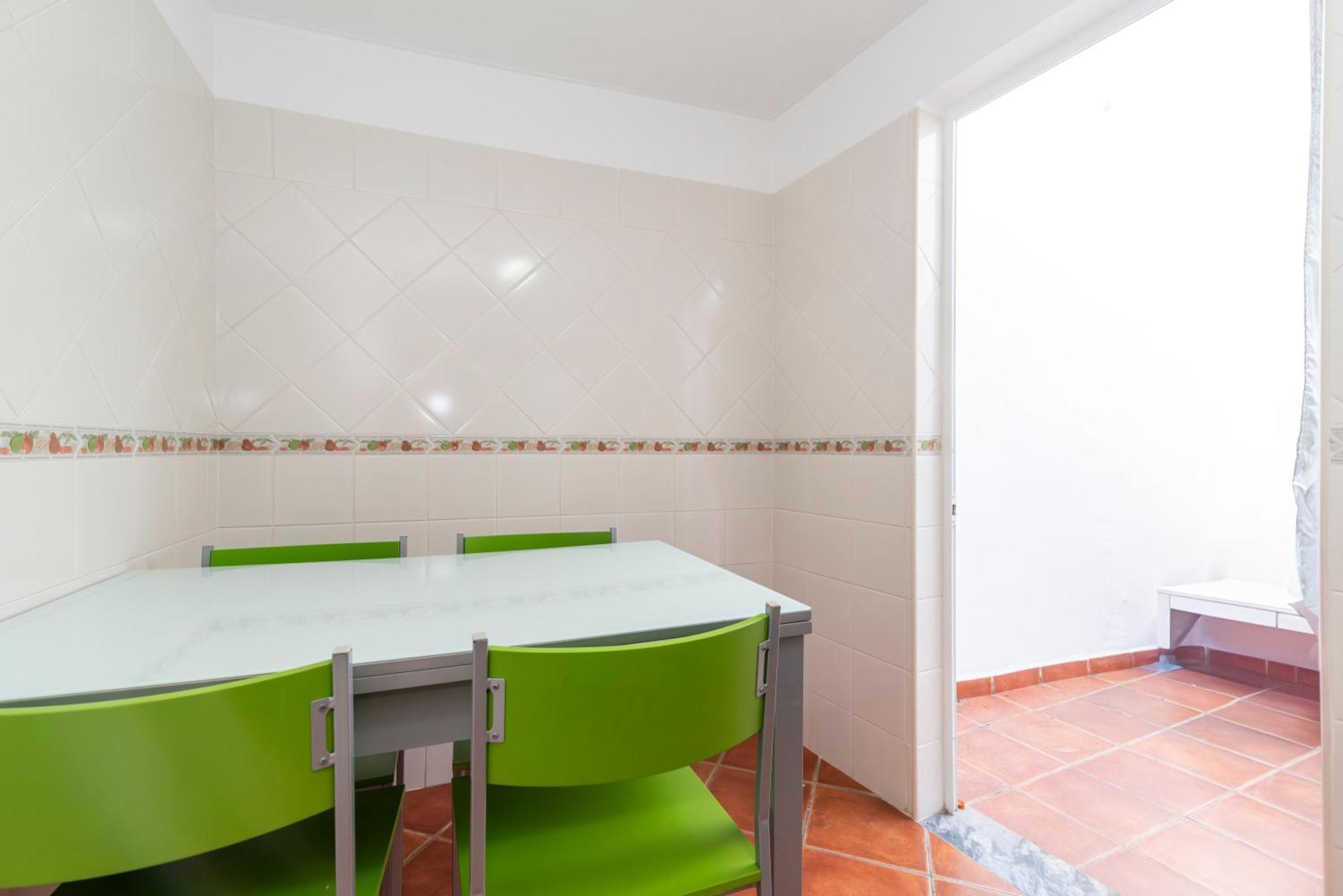 Holiday home Casa Garde - 5 Mins Center - Private Balcony - Wi-fi Tavira