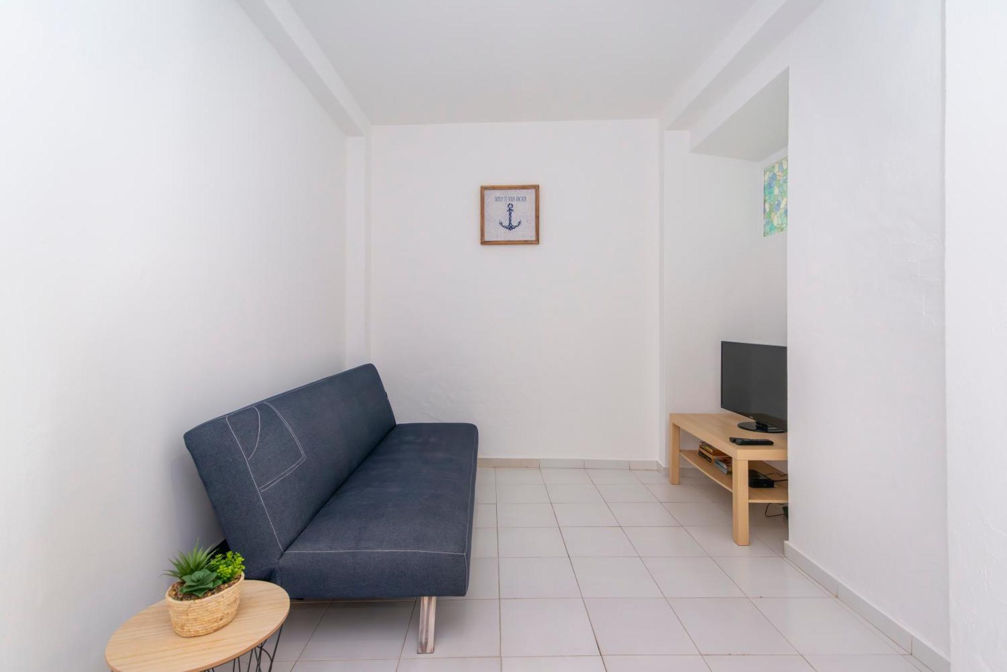 Casa Garde - 5 Mins Center - Private Balcony - Wi-fi Holiday home Tavira