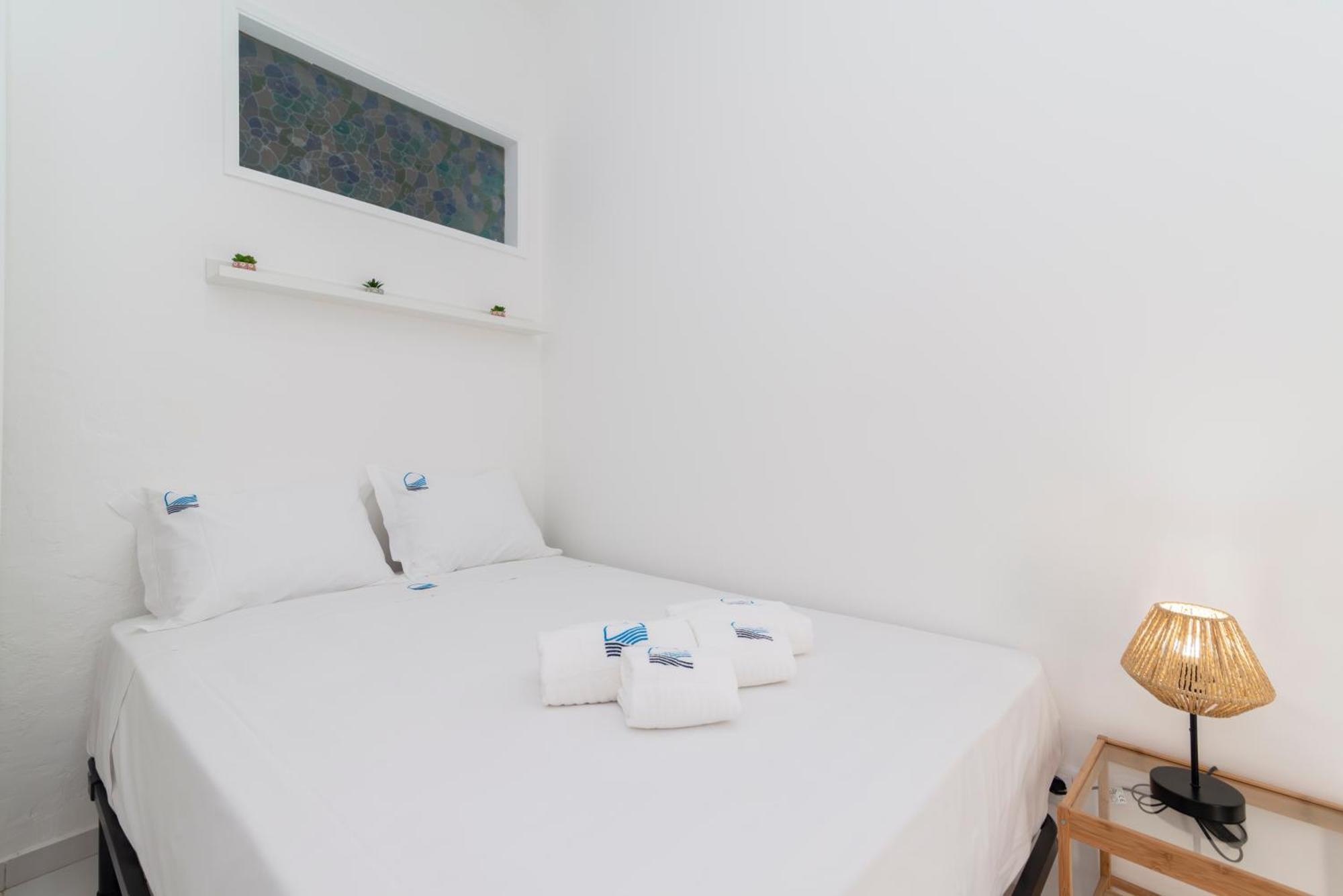 Casa Garde - 5 Mins Center - Private Balcony - Wi-fi * Tavira
