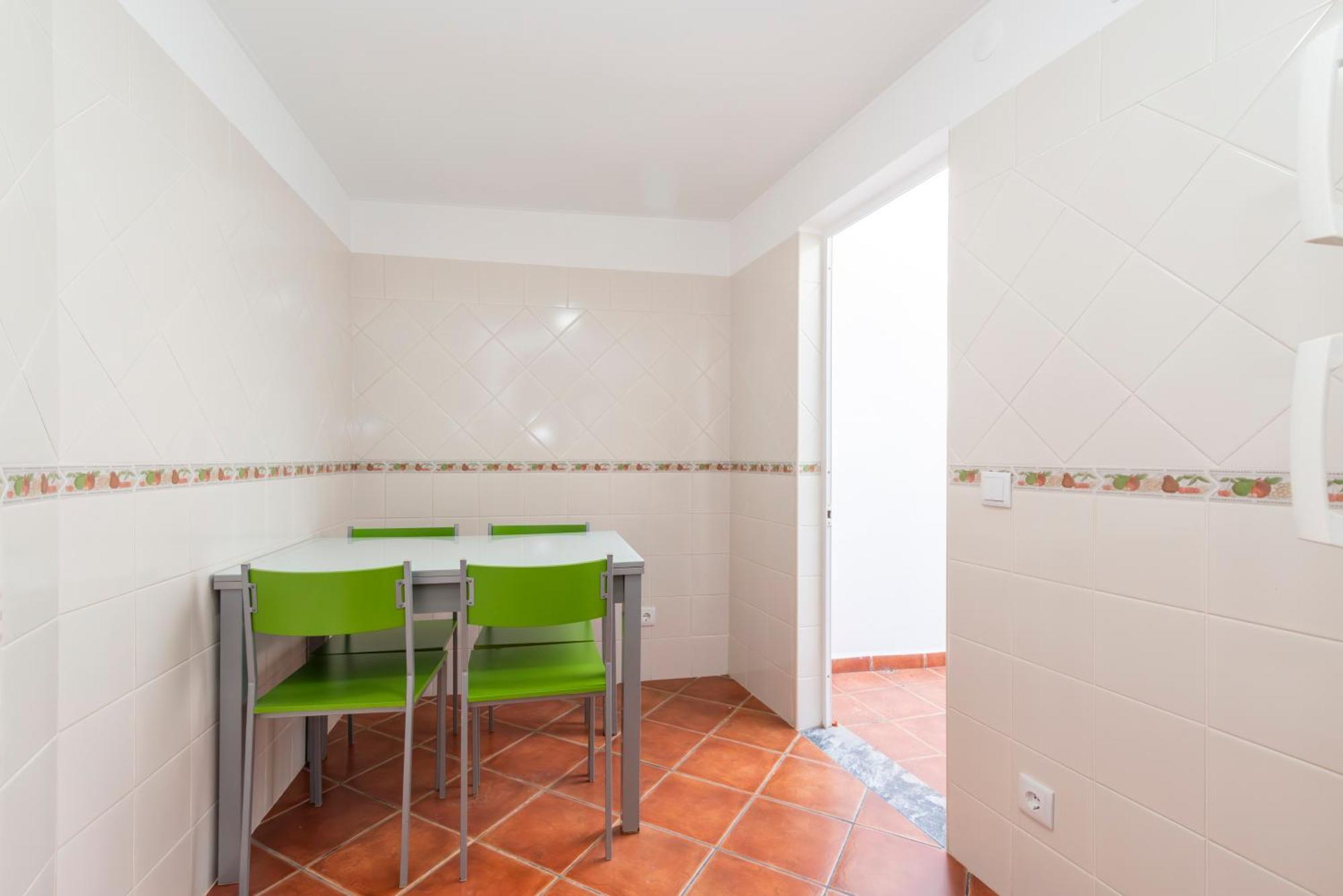 Casa Garde - 5 Mins Center - Private Balcony - Wi-fi Holiday home Tavira